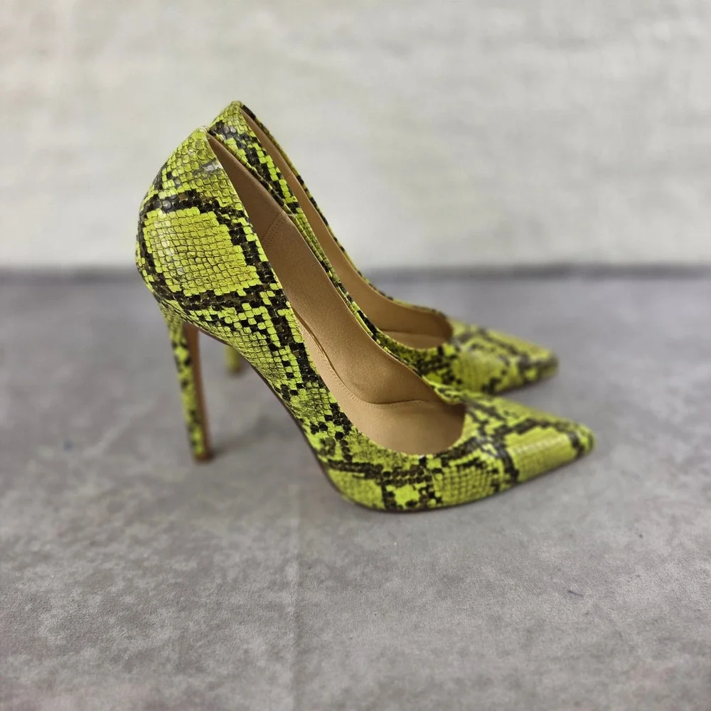 Liliana Neon Yellow Snakeskin Pointed Toe Stiletto Pumps Heels Size 8